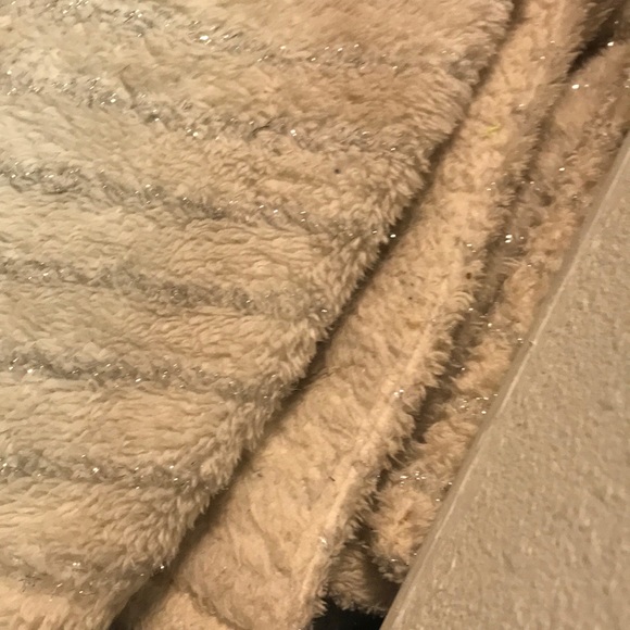 Sparkly bath robe - Picture 2 of 2